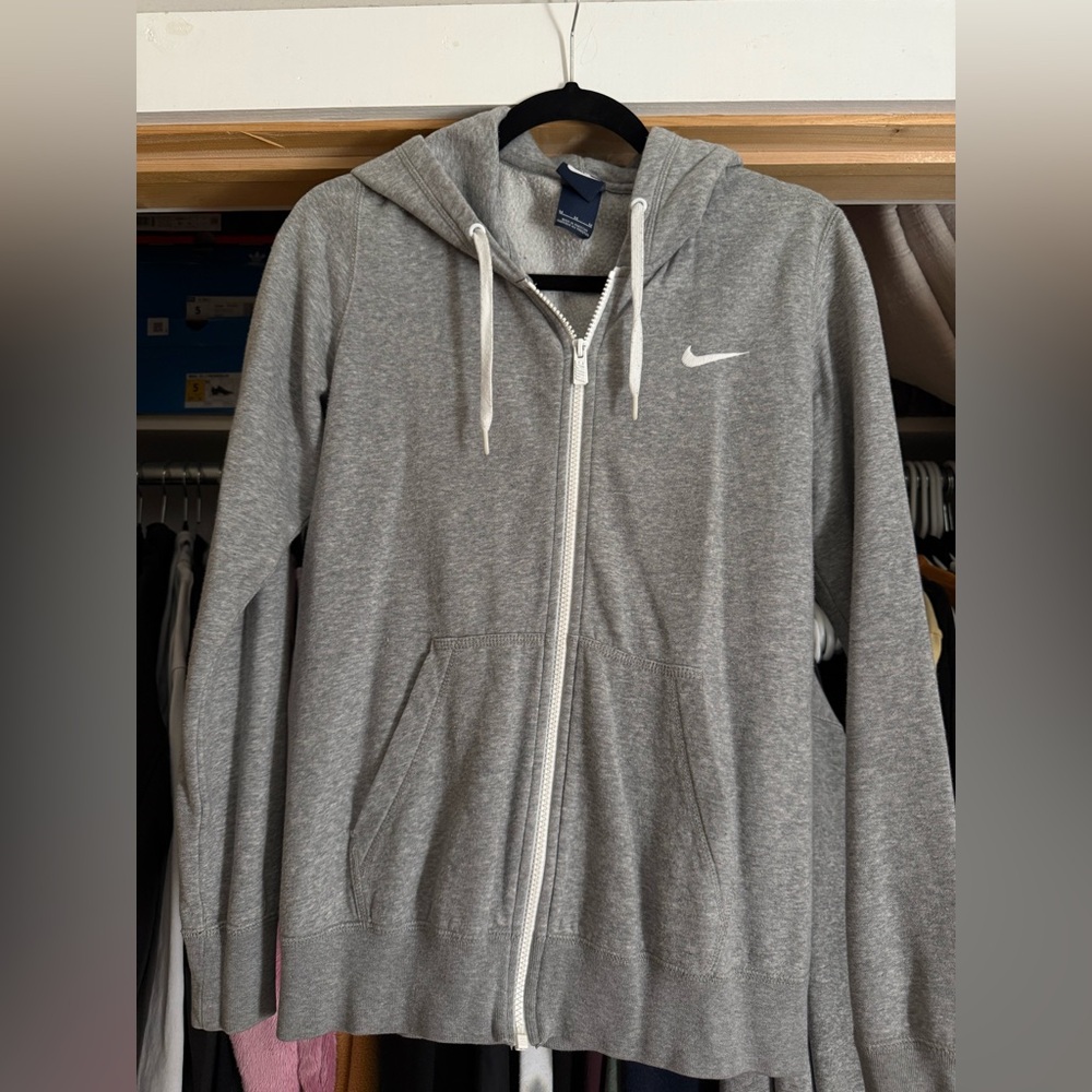 Women’s Nike Zip Up